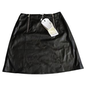 Hugo boss top skirt 6